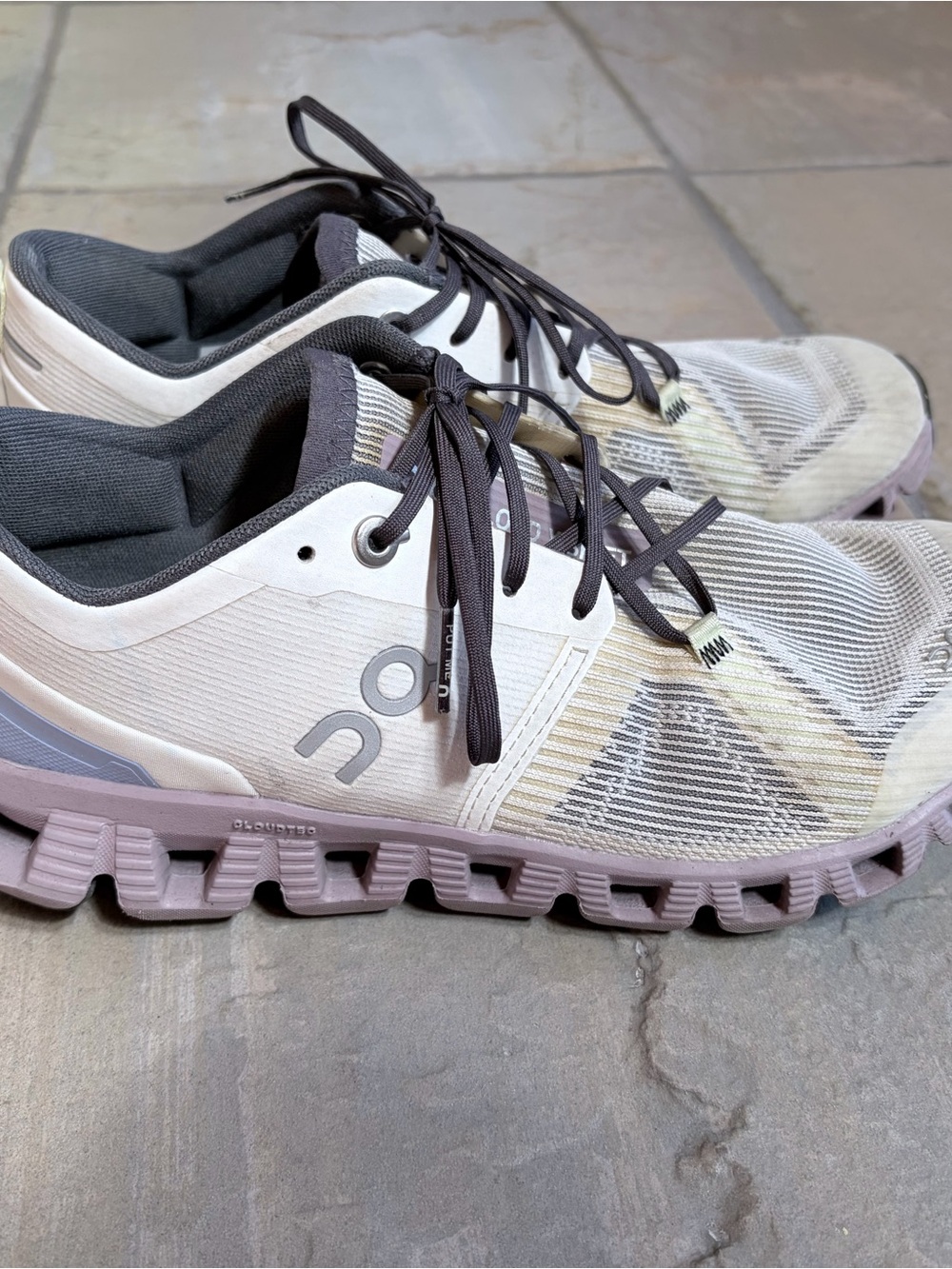 On Running Women's Athletic Lace-Up Running Shoes — Cream/Gray/Purple 6.5 - Picture 3 of 9